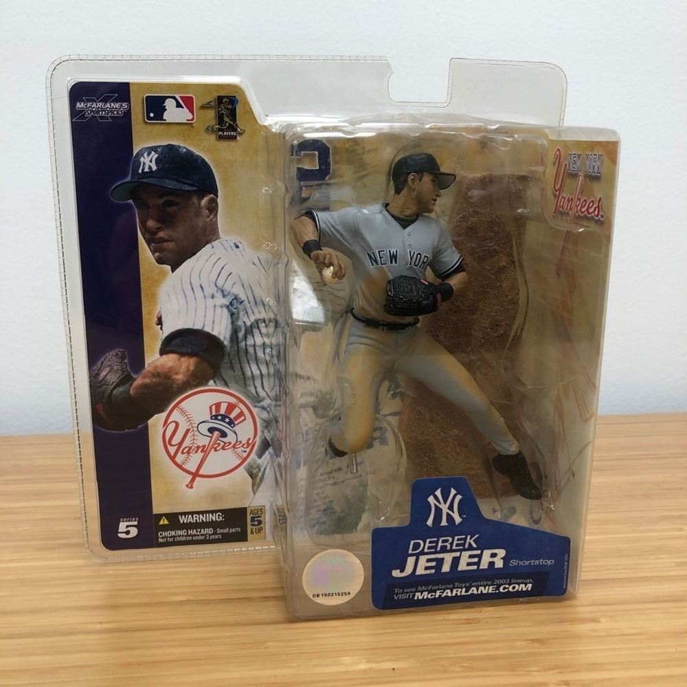 McFarlane Sportspicks Derek Jeter MLB Figure Grey Series 5 Yankees Baseball